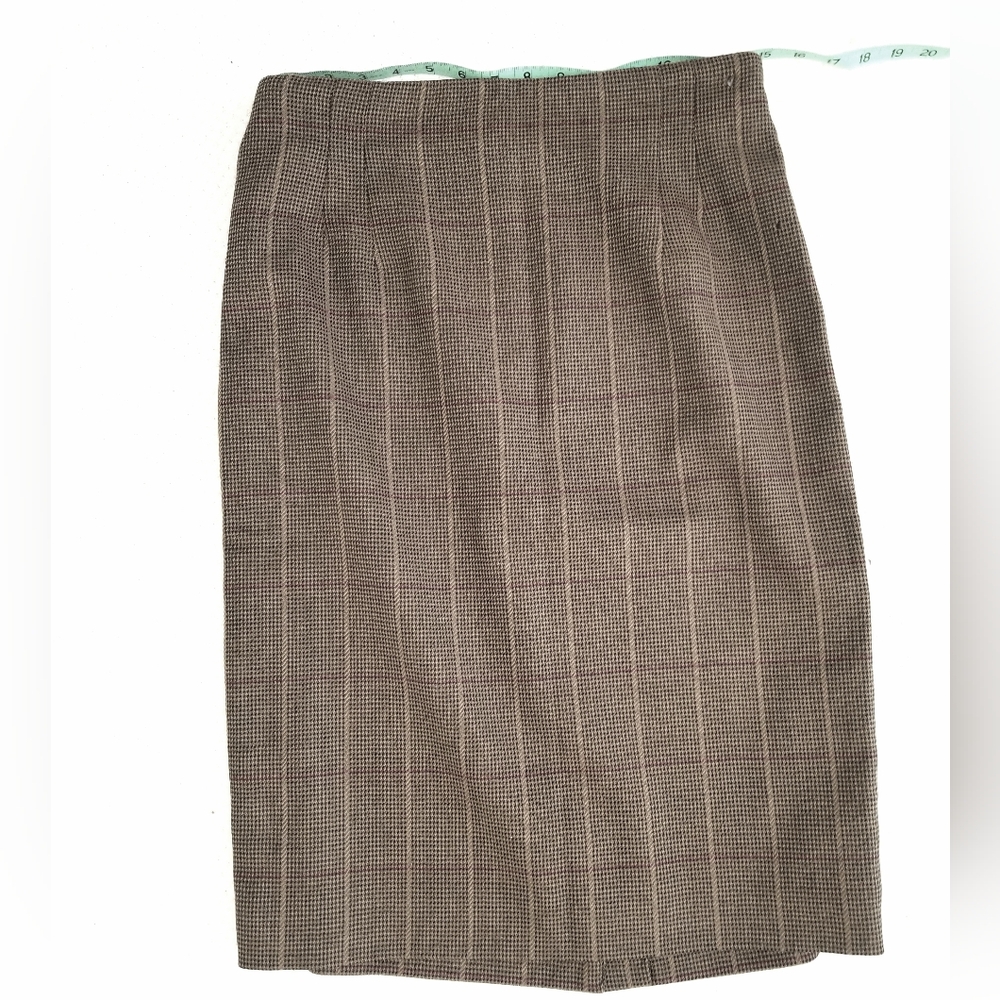 Vintage Rarely Worn Jones New York Brown Glen Plaid 100% Wool. Size 14